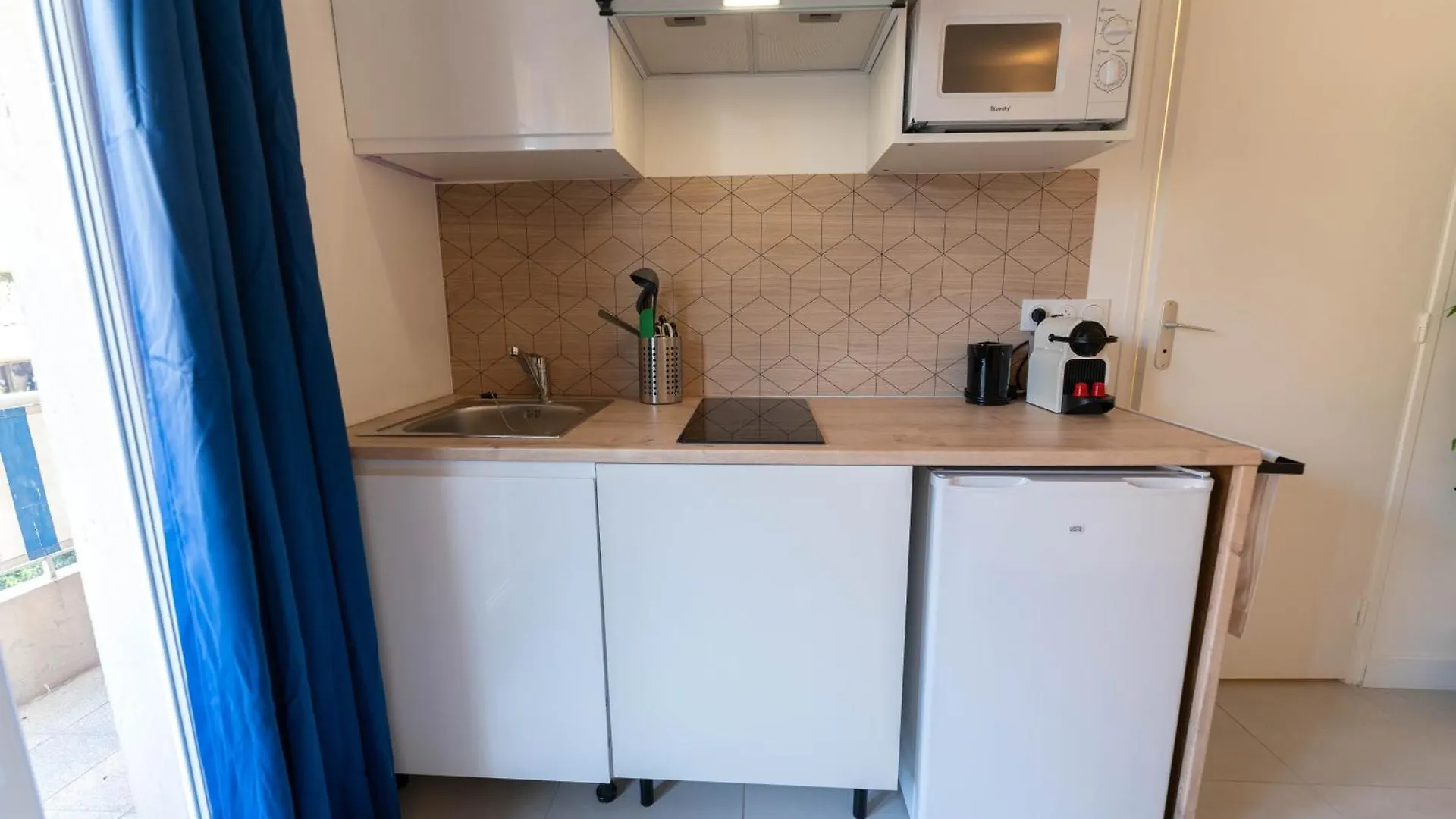 Studios Cosy ניס